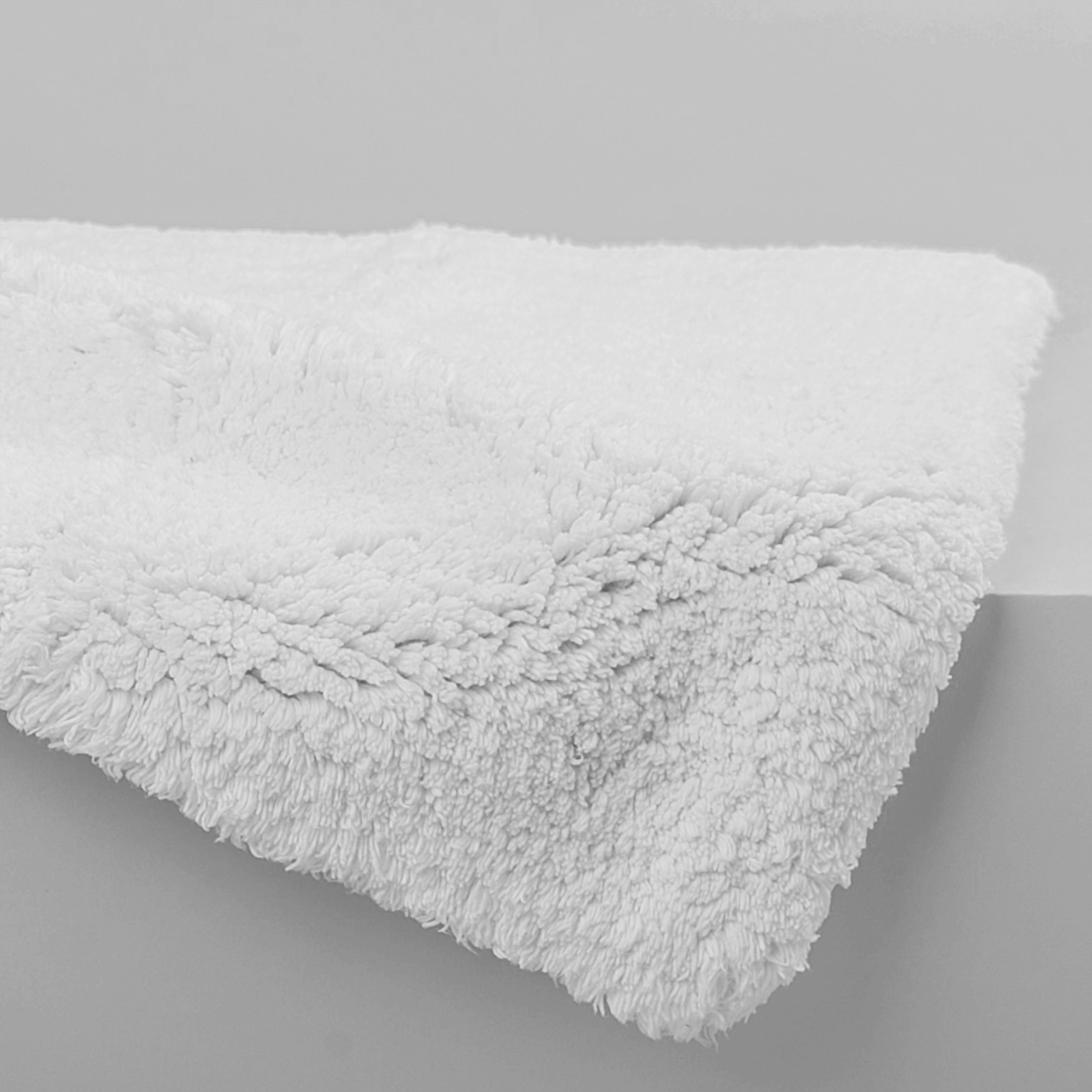 White Luxury Hotel Extra Deep Bath Mat Tielle Love Luxury