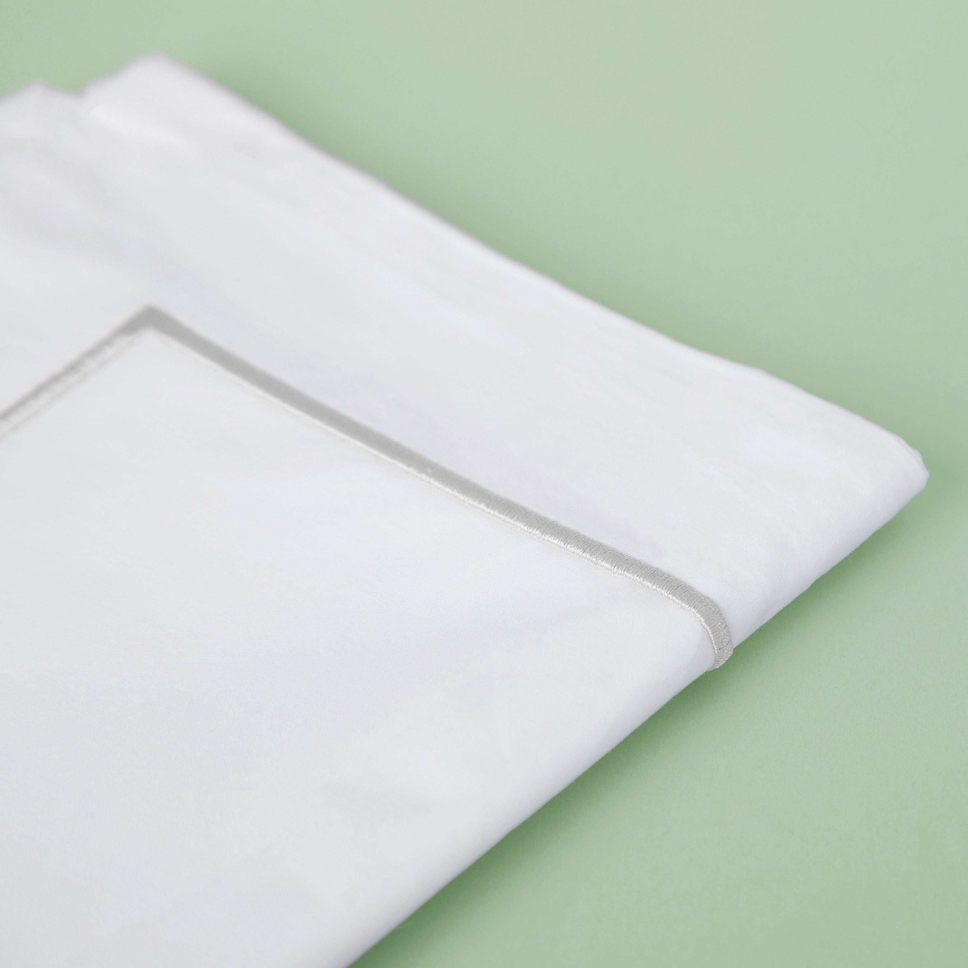Classic Hotel 300 Thread Count Oxford Pillowcase Pair with Coloured Embroidery